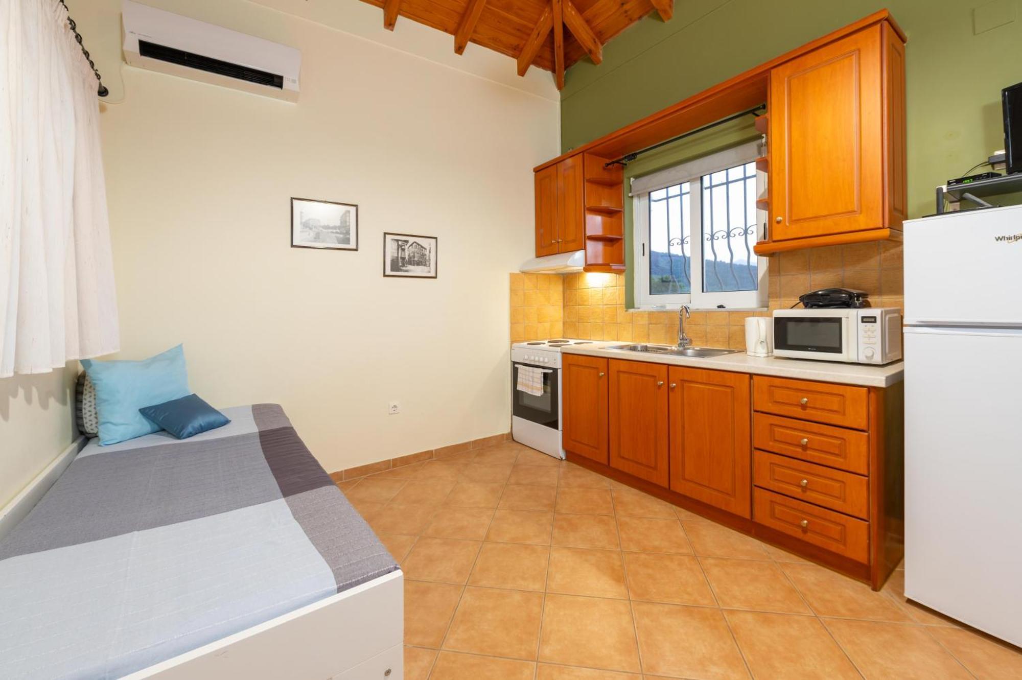 גיתיו Spedion Villa - Near To Sea Villas With Heated Swimming Pool חדר תמונה